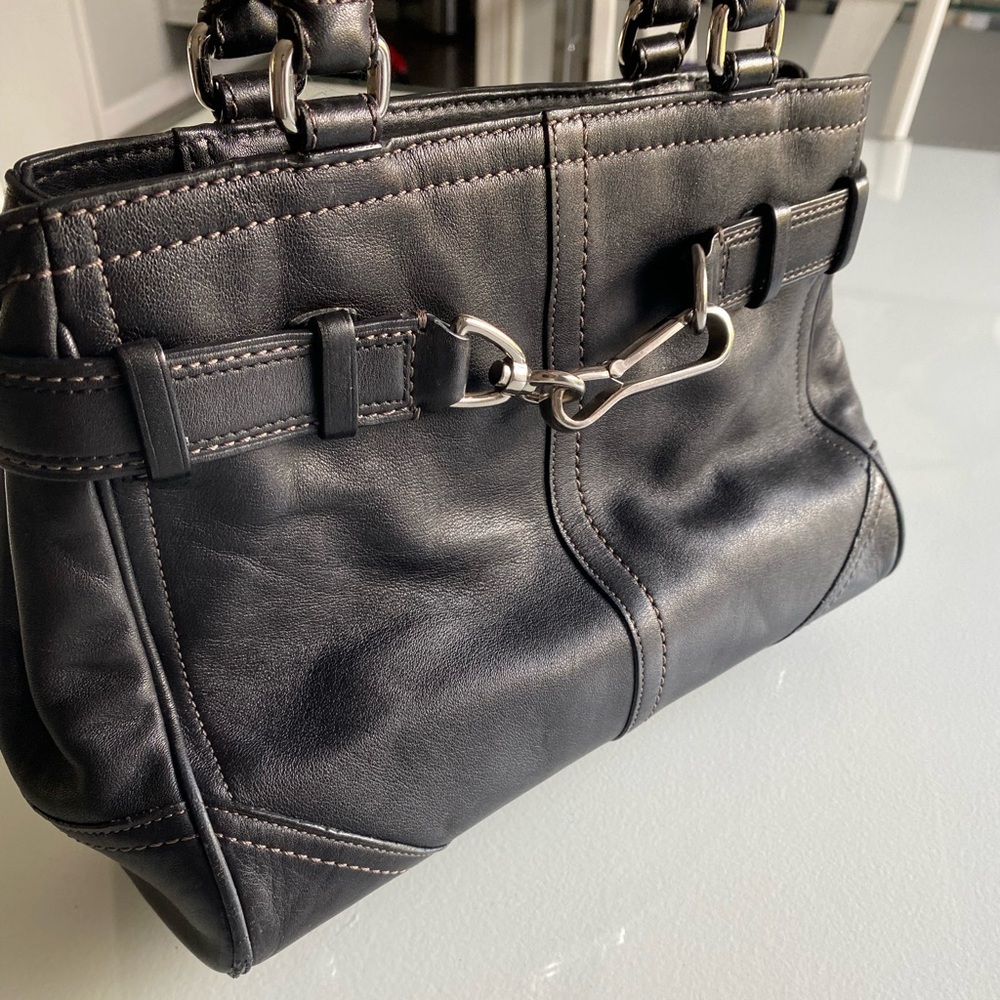 Vintage Coach leather shoulder bag